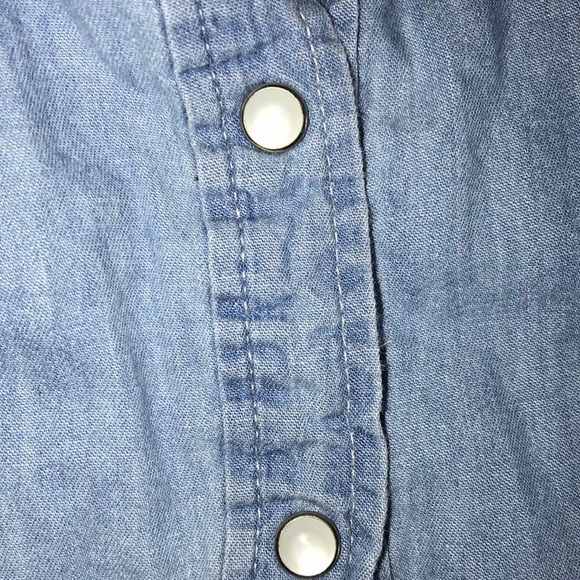 Chambray button up - Picture 3 of 7